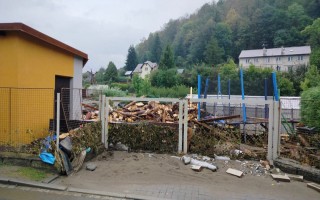 Sbírka pro Soňu a Leoše na rekonstrukci domu zničeného povodněmi