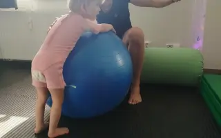 Pomozme malé Natálce se syndromem kočičího křiku