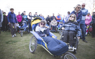 RWTTC x café jen – složme se na speciální vozíček pro hendikepované děti