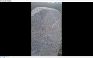 Vzpomínkový kámen na legendu hledačů pokladů Josefa Mužíka