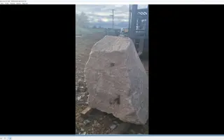 Vzpomínkový kámen na legendu hledačů pokladů Josefa Mužíka