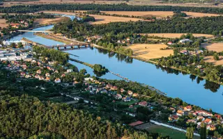 Dárková kniha Vltava z nebe – podpořte knihu ke 150. výročí Smetanovy Vltavy!