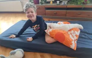 Dali jste Tomíkovi šanci znovu chodit