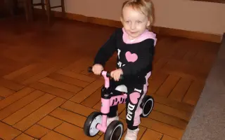 Pomozte Lilince začít chodit
