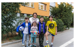 Maminka s 5 dětmi na útěku před válkou na Ukrajině