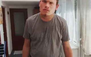 Filip potřebuje bezpečné místo. Jeho maminka potřebuje pomoc.