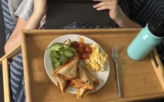 Pomoc pro Adámka po úrazu páteře – aby se mohl v klidu uzdravit