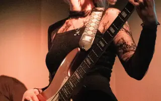 Podpořte hudební projekt - vystupování s živou kapelou v rámci studia zpěvu