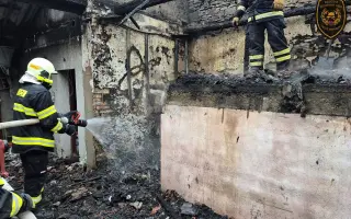 Požár nám vzal domov. Pomozte nám vrátit dětem střechu nad hlavou.