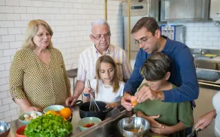 Pomozte nám pomáhat se zkvalitňováním rodinných vztahů mezi dětmi a seniory