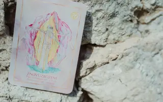 Podpořte vydání KARET INICIACE pro ženy