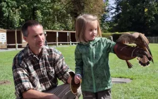 Stan Sahara na letní tábor a nové židle do zálesácké klubovny