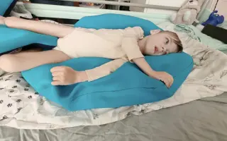 Pomozme bojovníkovi Michálkovi vykročit k prvnímu krůčku a lepší budoucnosti