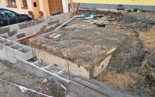 Pomozme Dáši zachránit domov v havarijním stavu po poškození vodou