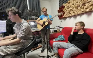 Pojďte s námi vydat album Pábitelé a uspořádat parádní křest