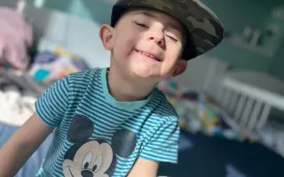 Na terapie a léčbu pro čtyřletého Jonáška s autismem
