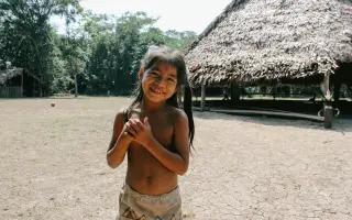 Šamanské Peru: kniha o světě, který mizí — a možnost pomoci, aby úplně nezmizel.