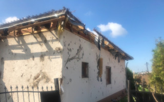 Pomoc pro rodinu Pazourkových z Mikulčic, které tornádo zničilo dům i auta