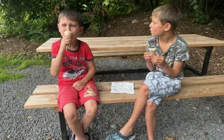 Naděje pro dva autistické chlapečky: Podpořte jejich cestu za lepšími zítřky