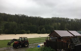 Pomoc pro EkoFarmu Karlovice zasaženou povodněmi