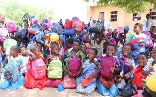 Děti pomáhají dětem - pošlete učební pomůcky do Malawi