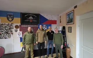 Pomoci a energie v zimě pro nemocnice a vojáky na Ukrajině není dost!