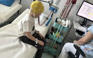 Viktorek (6) bojuje s rakovinou