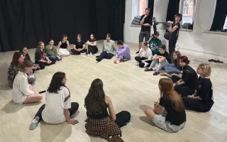 Dejte šanci mladým, kterým válka vzala dětství, ale ne hlas