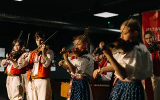 Folklor spojuje – dokažme to 3. ročníkem festivalu FolklorOVA v Ostravě!