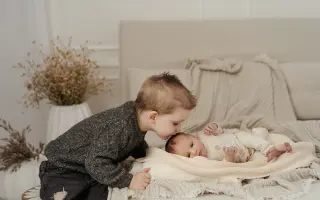 Pomozme Kristýně postavit se znovu na nohy. Lásky mají dost, financí málo.