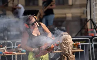 Vánoční WoodTruck – pojďte s námi přivézt RADOST DĚTEM PO CELÉ ČR