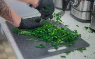 Nechceme to vylít. Chceme to vypít s Vámi a ustát to spolu jako Tým!