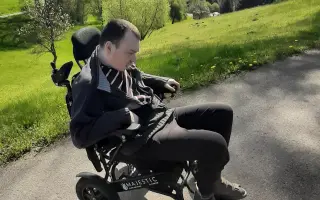 Pomozme mladému muži s Dravetovým syndromem radovat se každý den
