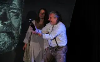 Podpořte cestu našeho amatérského divadla na festival do Nepálu!