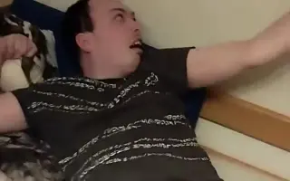 Pomozme mladému muži s Dravetovým syndromem radovat se každý den