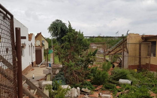Pomoc rodině Zugárkových z Hrušek - tornádo nám zničilo domov