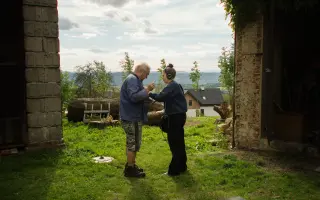 Pomozte nám postavit nezávislý film Cihly a chlast 👷‍♂️
