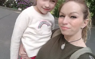Pomoc pro Lilly: speciální kočárek na cesty i procházky