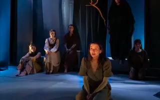Podpořili jste vznik inscenace Havrane z kamene…