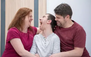 Asistenční služba pro Petra a jeho rodiče