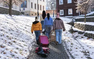 Letos nebalíme dárky, ale kufry na vánoční pobyt pro děti z dětských domovů!