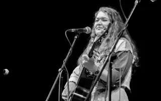 Pomozte vydat nové album MASKY LÁSKY z šuplíku písničkářky Michaely Šedivé