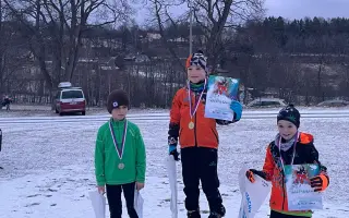 Auto pro mladé lyžaře