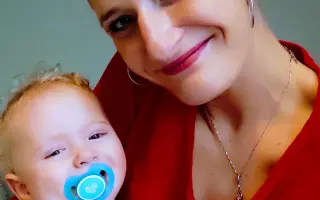 Pomoc Oliwerkovi vkročit do první třídy po svých nožičkách.