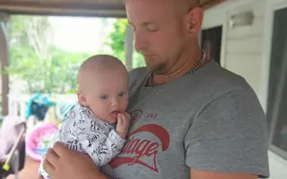 Pomozte Tomášovi se v klidu uzdravit