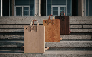 Podpořme výrobce batohů WoodBag
