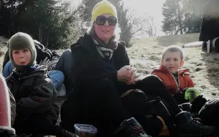 Pomoc tatínkovi a dvěma synům po ztrátě milované maminky