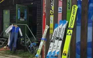 Skokani na lyžích z Oseka, kteří chtějí létat.