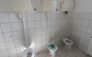 Pomozte získat sanitární vybavení koupelny pro školku
