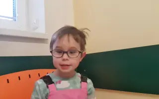 Pomozte tátovi, který se 24 hodin denně stará o manželku a dceru